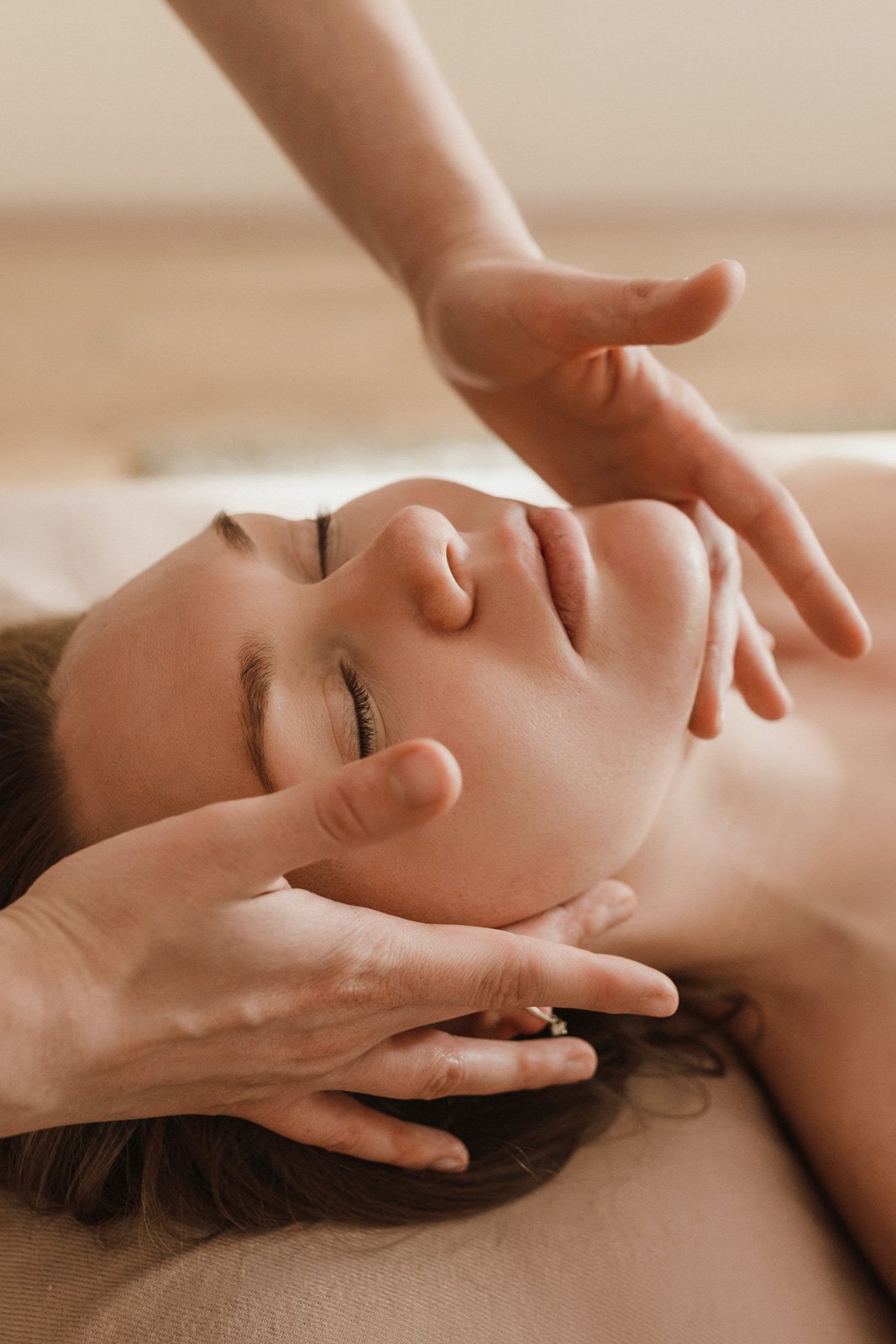 Clean & Glow - Skincare | cg behandeling massage 01